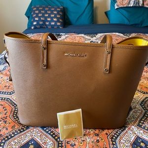 Michael Kors tote